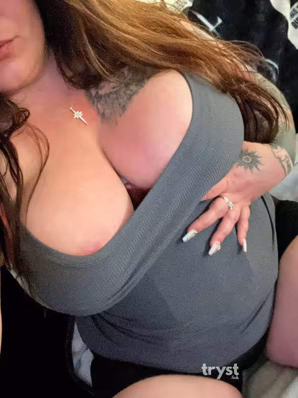 Nicole / Nikky - Escort in Aurora, IL