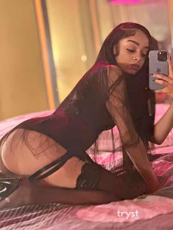 Queen London / Honey - Escort in Chicago, IL