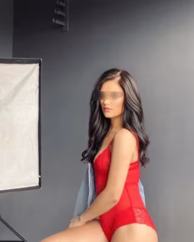 Romanna - Escort in Chicago, IL