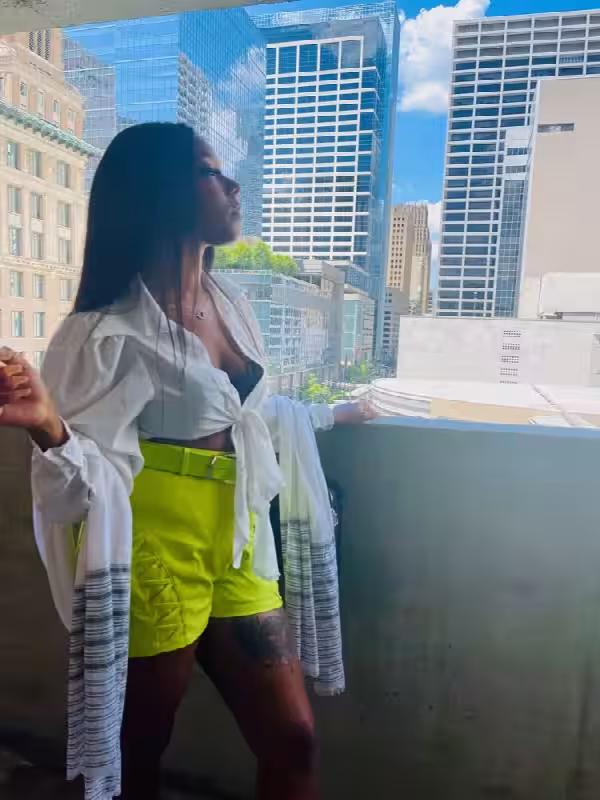 Luna Lakeys - Escort in Cleveland, OH