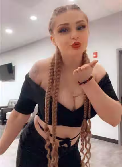 Lexxi - Escort in Harrisburg, PA