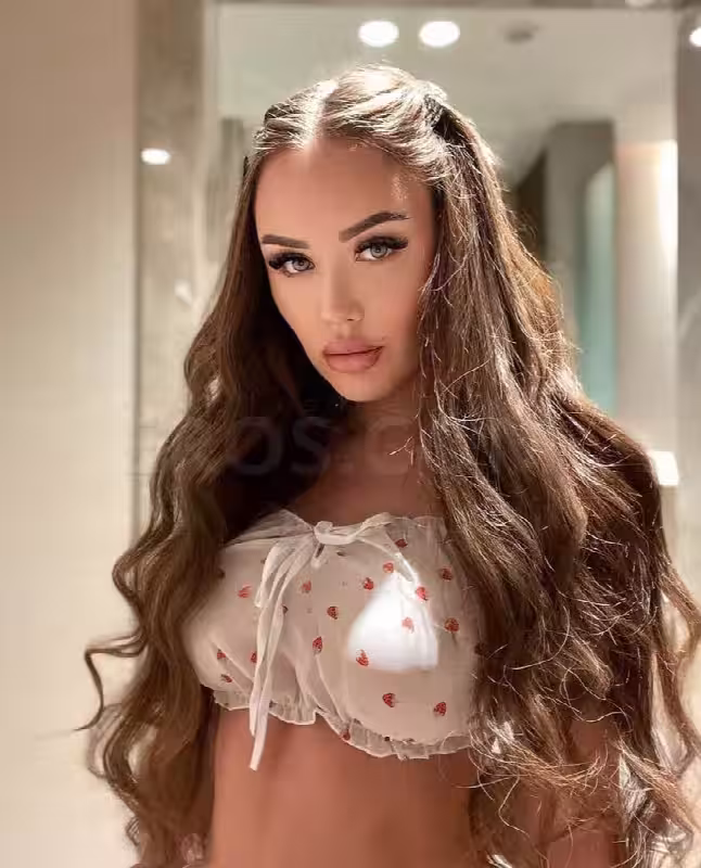 Hellen B