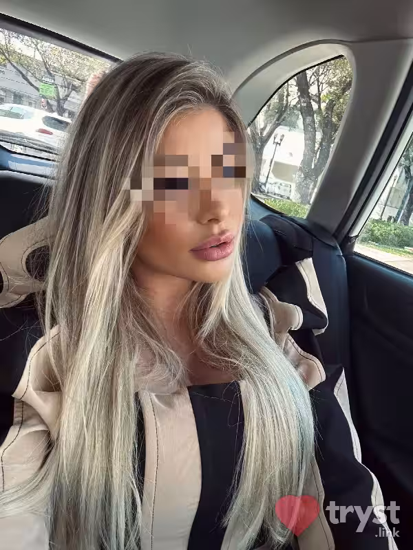 Escort Zoe Lee in Los Angeles, CA