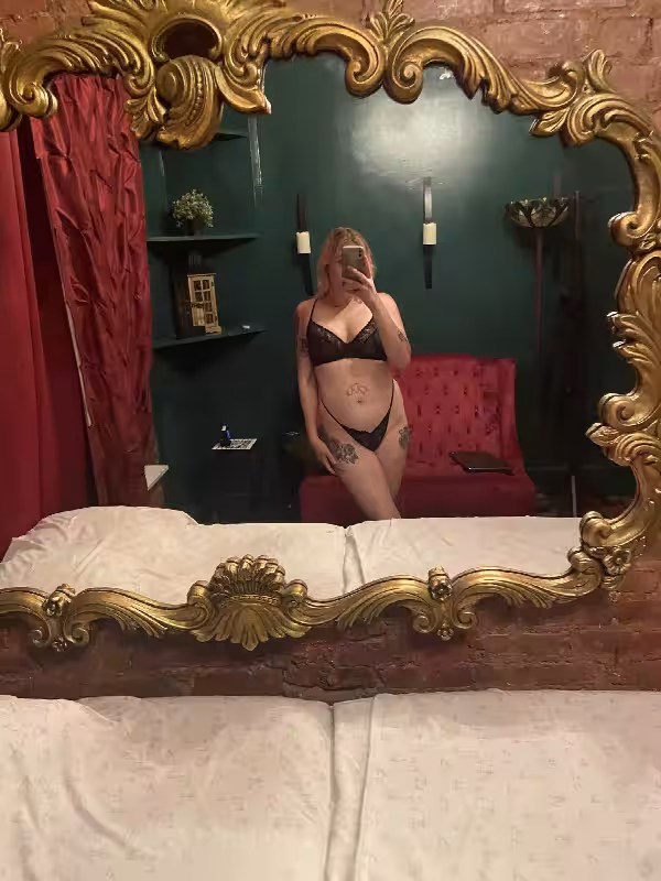 Annelise Mason