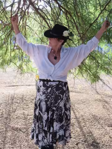 Debra - Escort/Massage in Phoenix, AZ