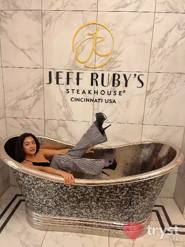 Escort/Massage Carmen De La Cruz in Washington, D.C., DC